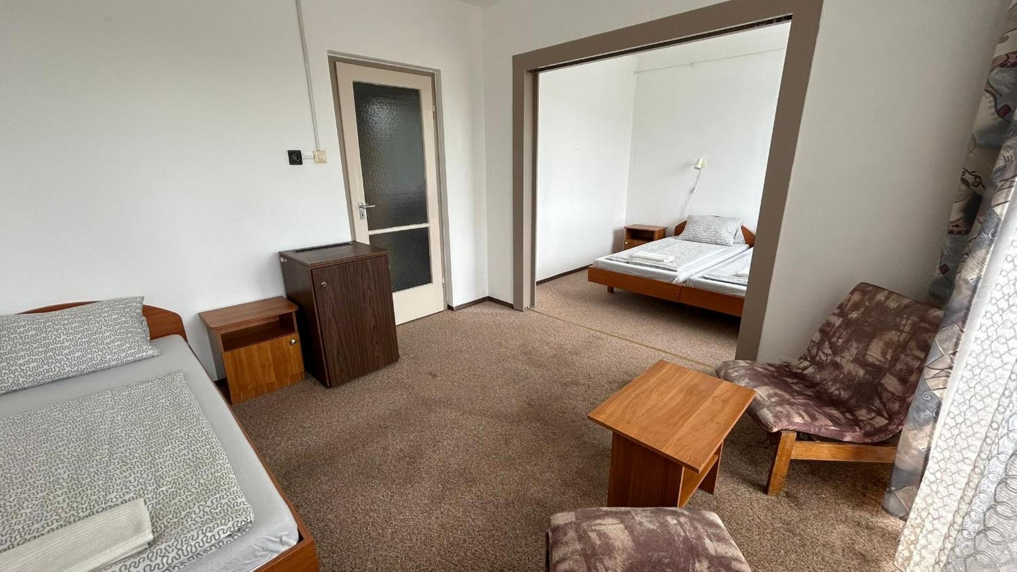 Aranypart Hostel Siófok Eksteriør bilde