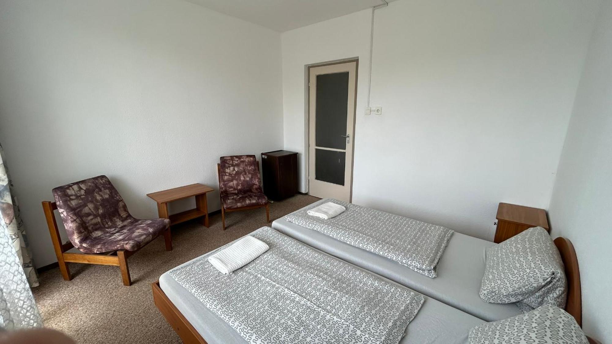 Aranypart Hostel Siófok Eksteriør bilde
